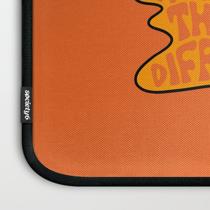 Leo Magic 8 Ball Laptop Sleeve Gallery Image 3