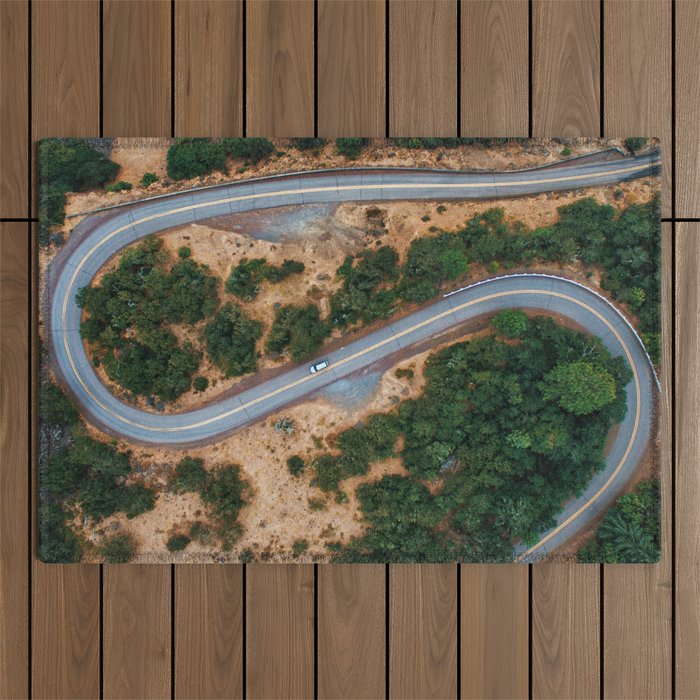 Rowena Crest Outdoor Rug Gallery Image 1