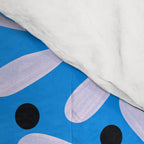 Mediterramean blue vase and leaves Comforter Gallery Image 4