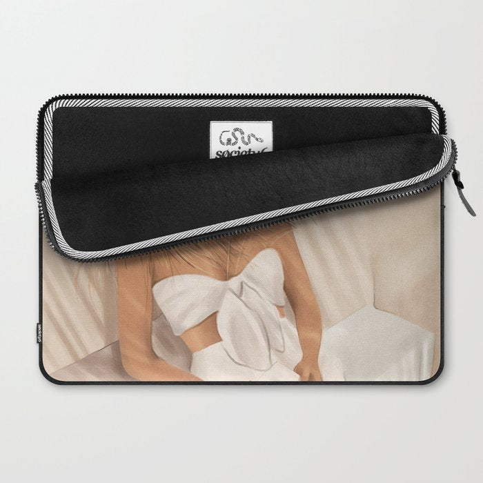 Summer Reading II Laptop Sleeve Gallery Image 2