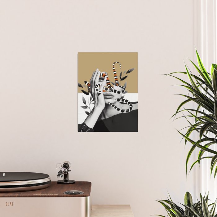 Woman and snakes Poster Gallery Image 2