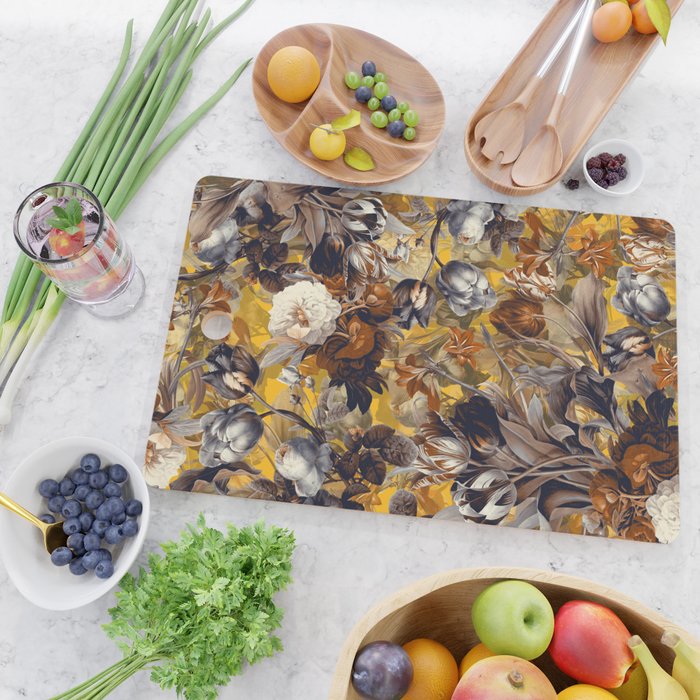 SUMMER BOTANICAL VII Cutting Board Gallery Image 2