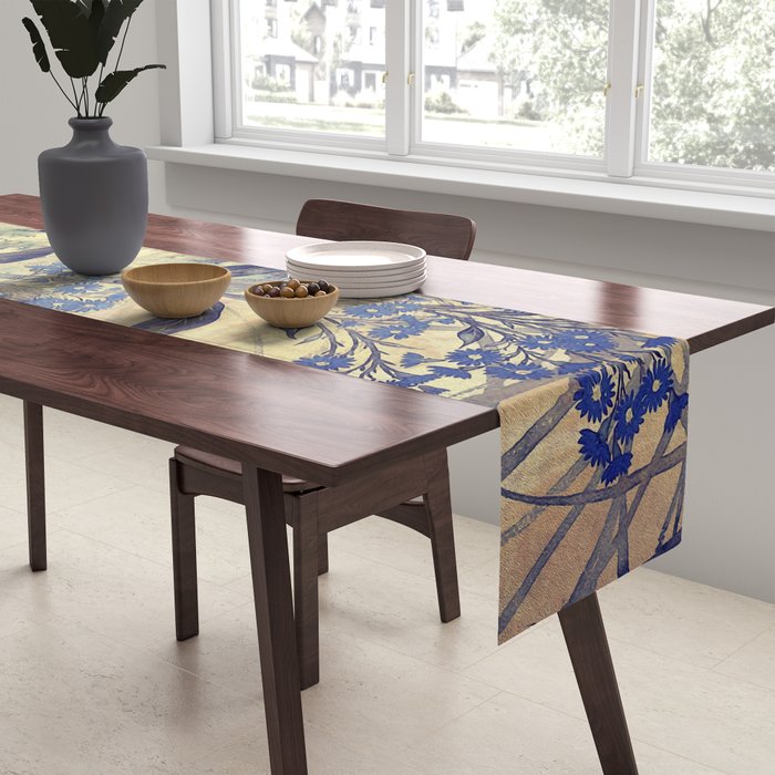 Slow Burning Table Runner Gallery Image 2