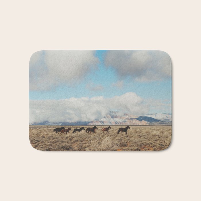 Running Reservation Horses Bath Mat Gallery Image 1