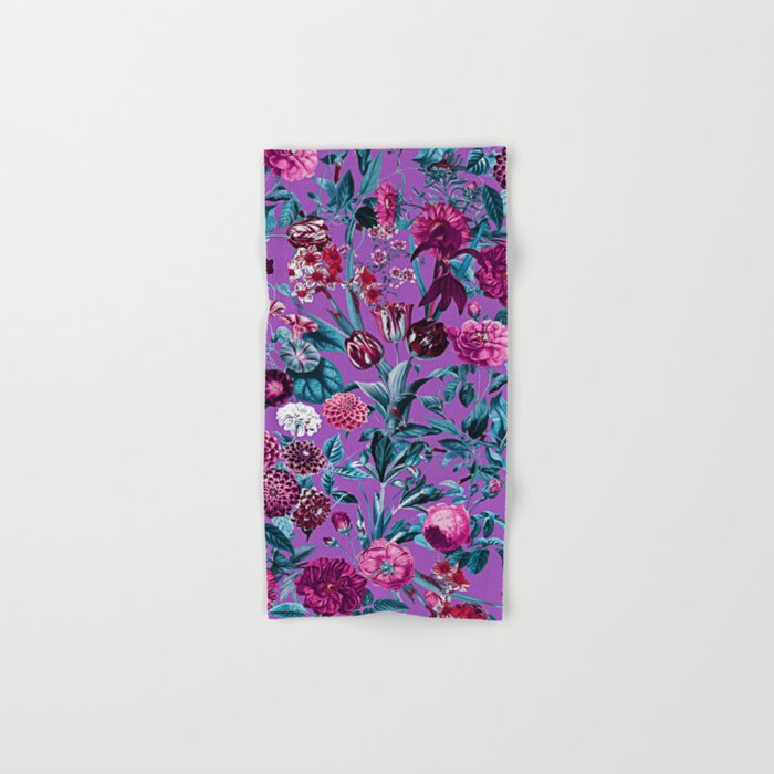 Romantic Floral Pattern Bath Towel Gallery Image 1