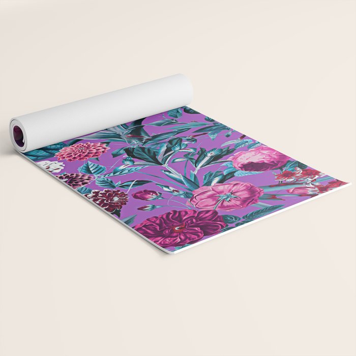 Romantic Floral Pattern Yoga Mat Gallery Image 2