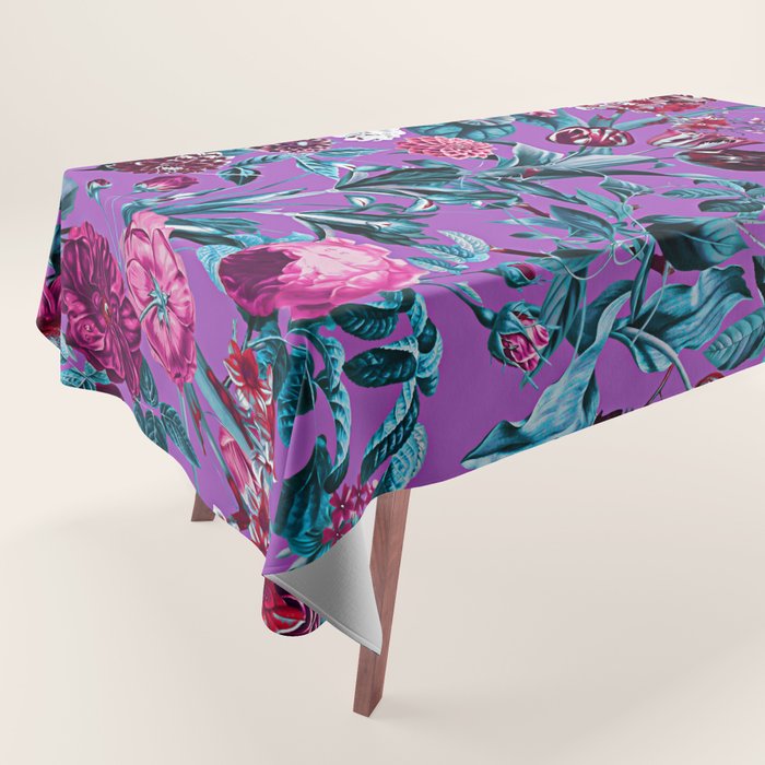 Romantic Floral Pattern Tablecloth Gallery Image 1