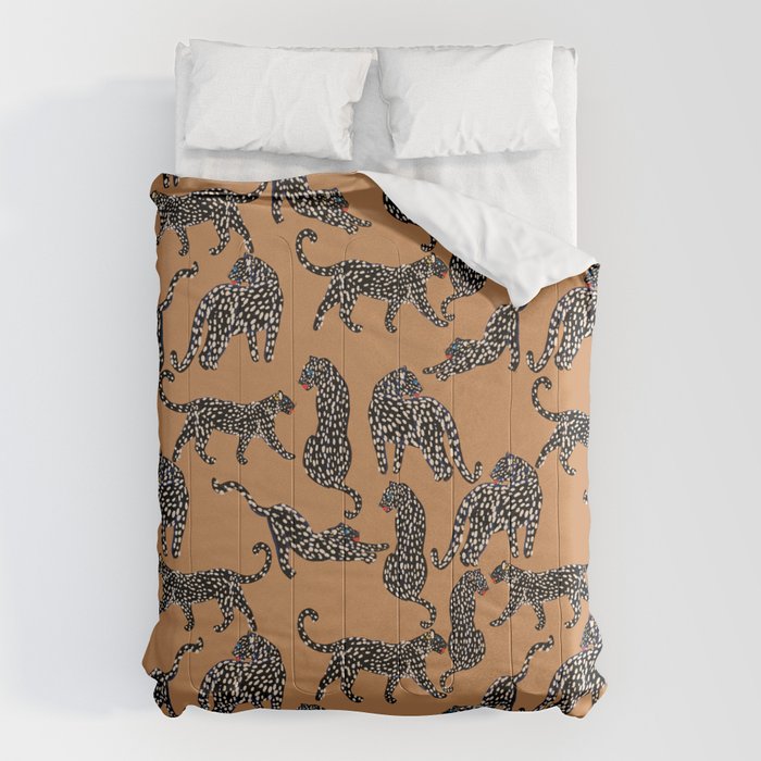 Black cheetah in sundial brown background  Comforter Gallery Image 6