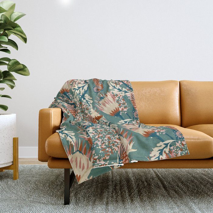 ZARAH BUTTERFLY Throw Blanket Gallery Image 1