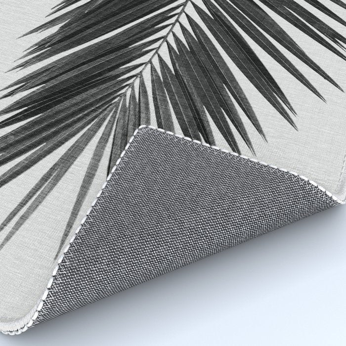 Palm Leaf Black & White I Rug Gallery Image 4