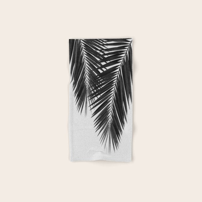 Palm Leaf Black & White II Bath Towel Gallery Image 1