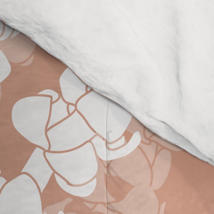 Puakenikeni single lei art on Coral Dust Comforter Gallery Image 4