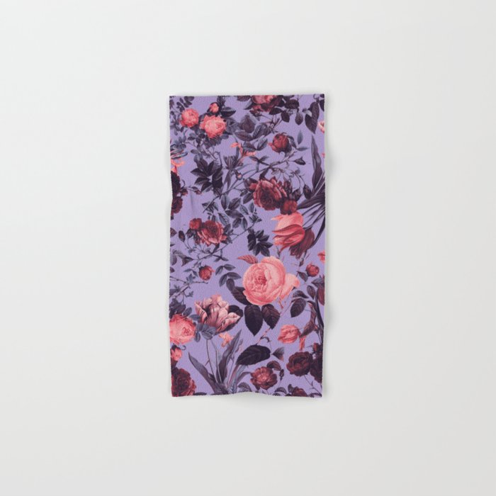 Romantic Floral Pattern Bath Towel Gallery Image 1