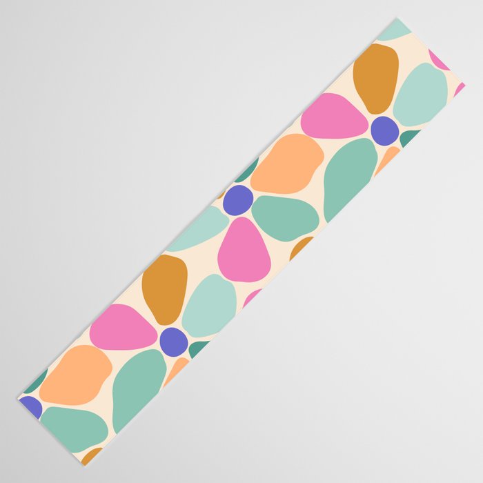 Jelly Bean Retro Flower Table Runner Gallery Image 3