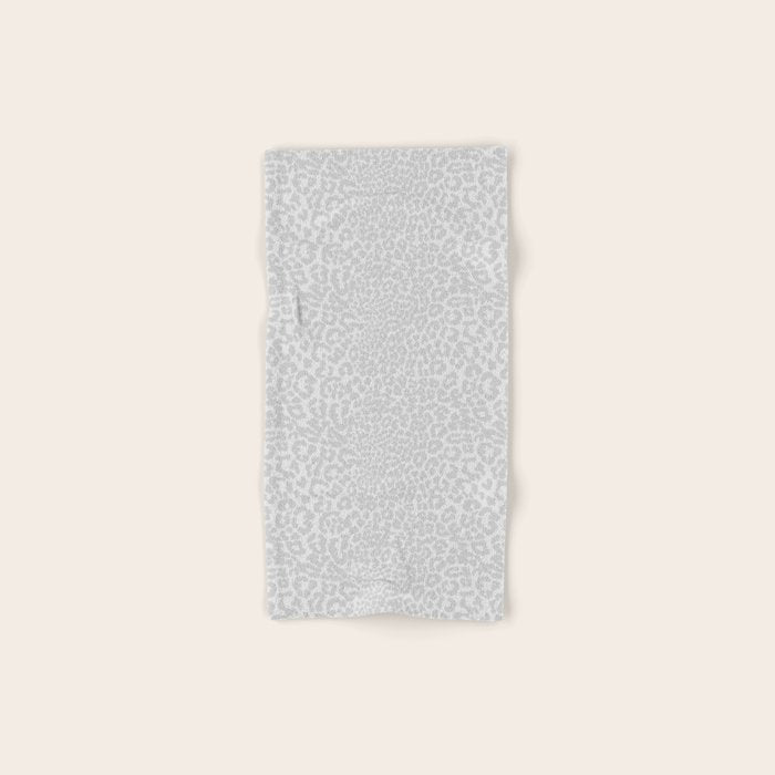 Snow Leopard Print Bath Towel Gallery Image 1