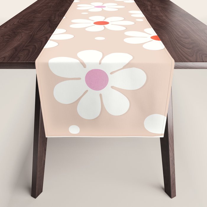 Seventies Daisies Pattern Table Runner Gallery Image 1