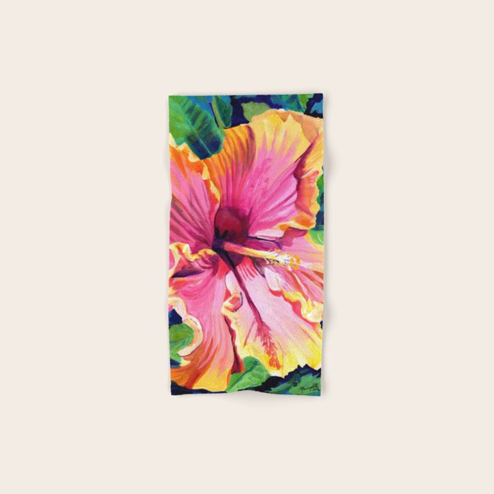 Tropical Bliss Hibiscus Bath Towel Gallery Image 1