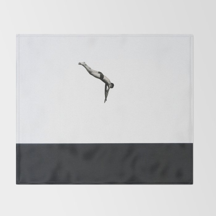 Dive Throw Blanket Gallery Image 2