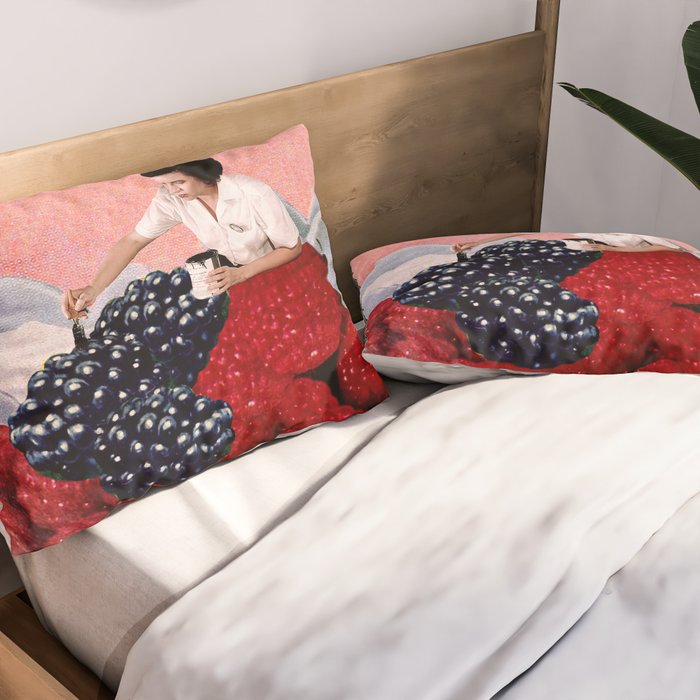 Berry-gate Pillow Sham Gallery Image 2