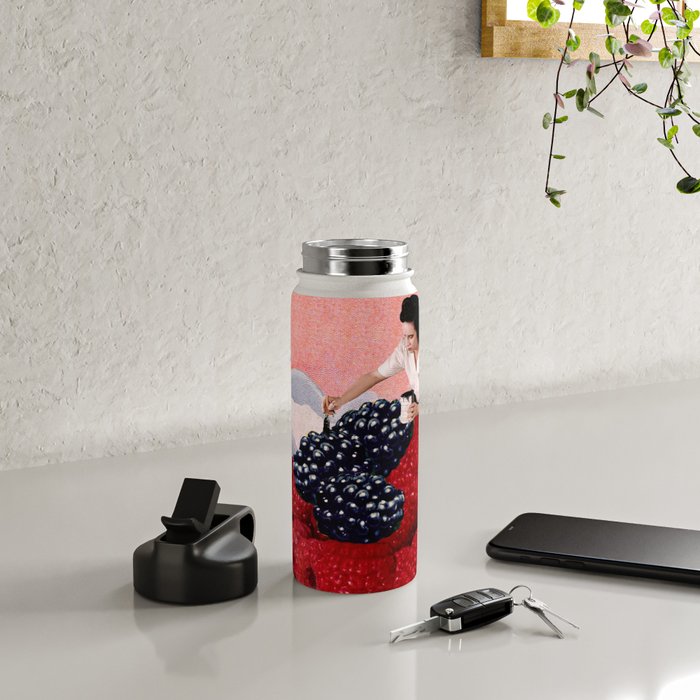Berry-gate Water Bottle Gallery Image 4
