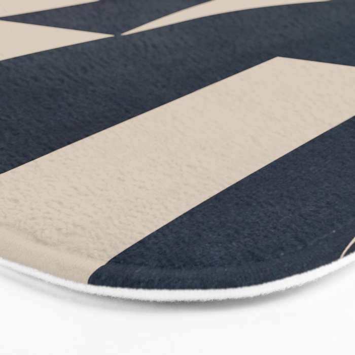 Minimalist 51 Bath Mat Gallery Image 3