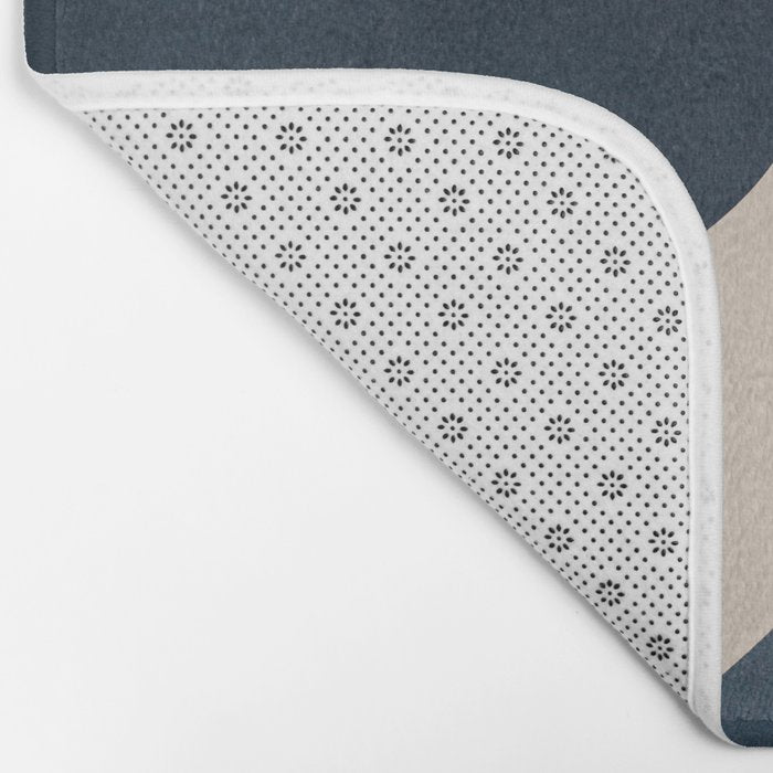 Minimalist 51 Bath Mat Gallery Image 2