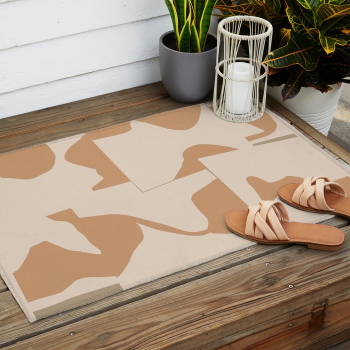 Minimalist 75 Outdoor Rug Gallery Image 2