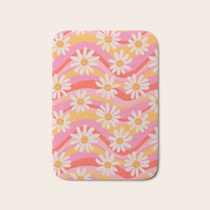 Wavy Daisies Bath Mat Gallery Image 1