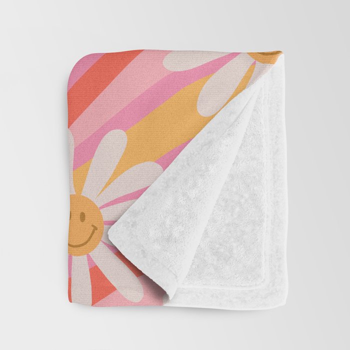 Wavy Daisies Throw Blanket Gallery Image 3