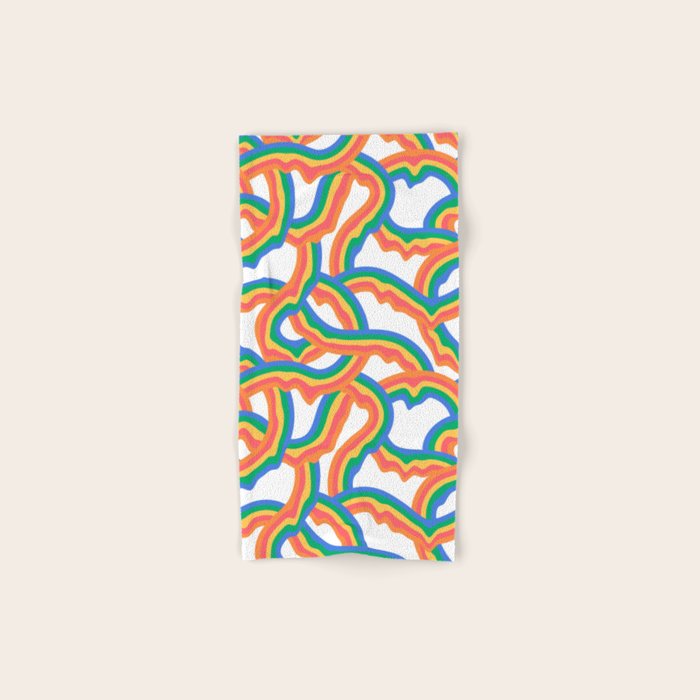 Retro psychedelic rainbow pattern Bath Towel Gallery Image 1
