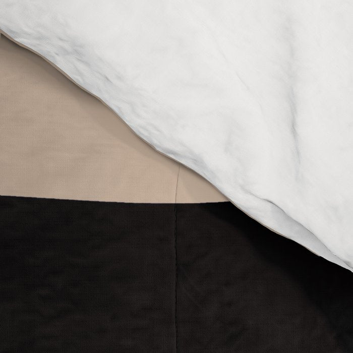 Minimalist 86 Comforter Gallery Image 4