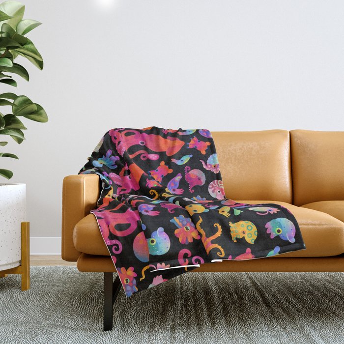 Cephalopod Throw Blanket Gallery Image 1