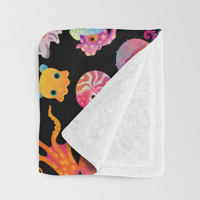 Cephalopod Throw Blanket Gallery Image 3