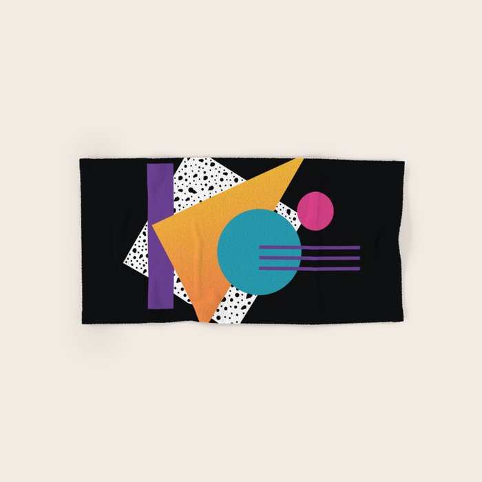 Memphis Pattern 35 / 80s - 90s Retro Bath Towel Gallery Image 1