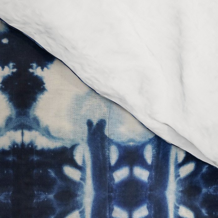 Ornate Blue and White Shibori Comforter Gallery Image 4