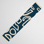 Abstract Shapes 38/9a3 Table Runner Gallery Image 3