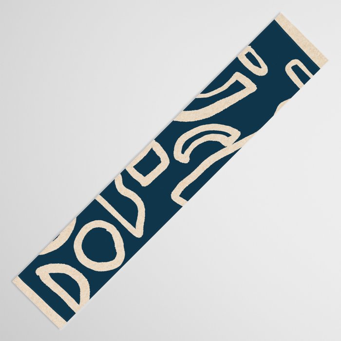 Abstract Shapes 38/9a3 Table Runner Gallery Image 3