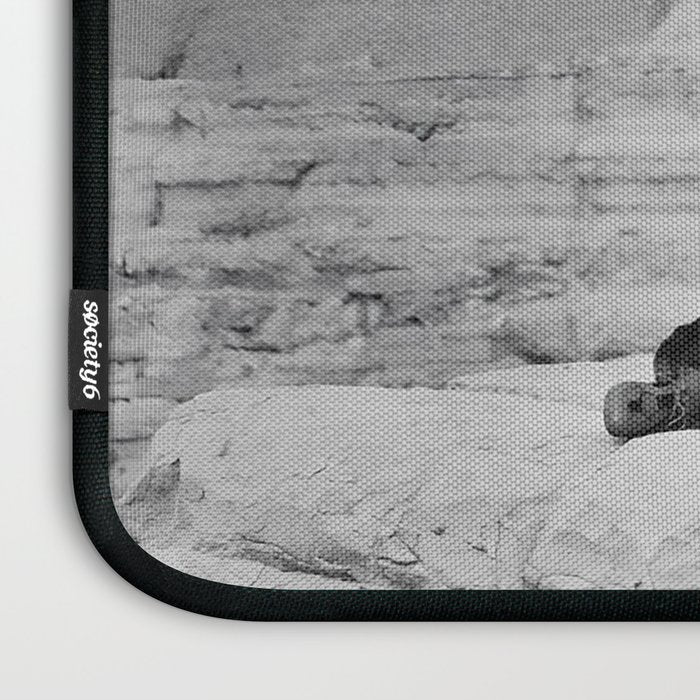 Louis Armstrong at the Spinx and Egyptian Pyrimids Vintage black and white photography / photographs Laptop Sleeve Gallery Image 3
