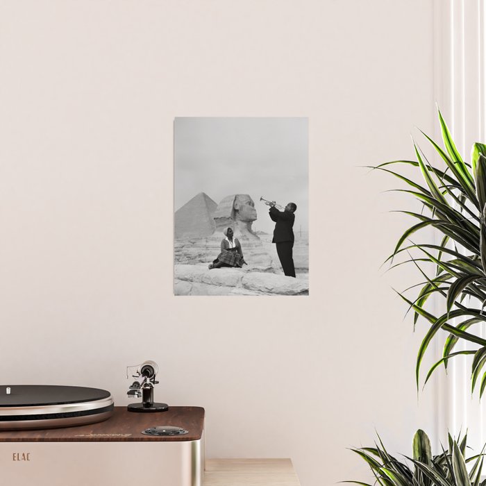 Louis Armstrong at the Spinx and Egyptian Pyrimids Vintage black and white photography / photographs Poster Gallery Image 2