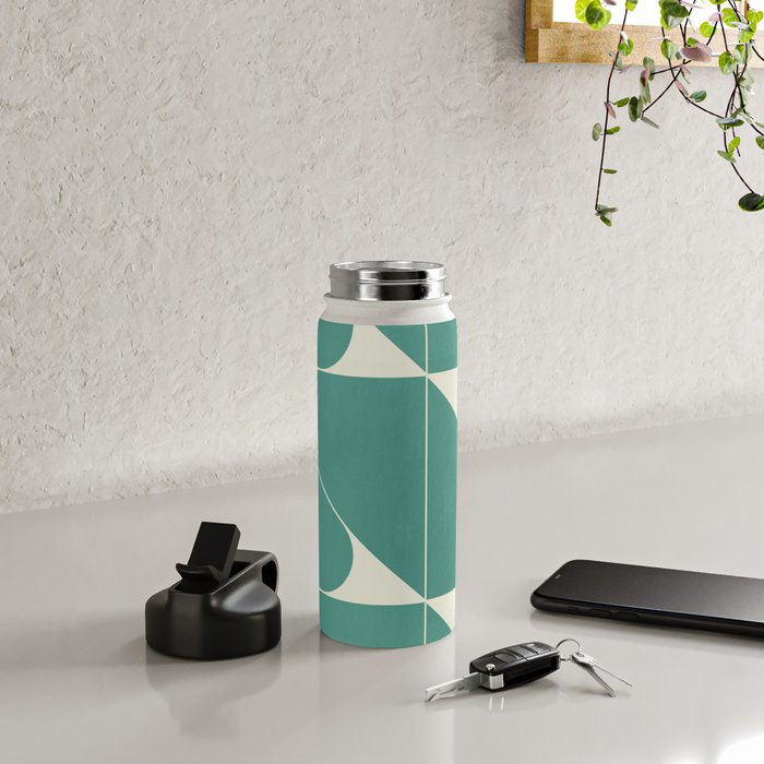 Minimalist 123 Water Bottle Gallery Image 4