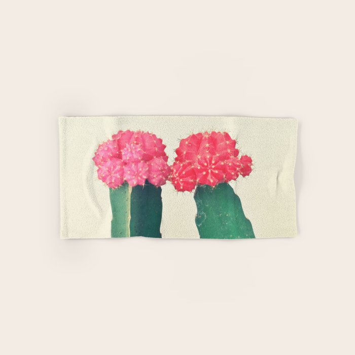 Plaid Cacti Bath Towel Gallery Image 1