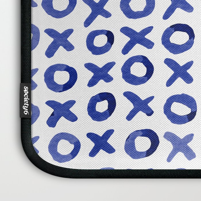 Xoxo valentine's day - blue Laptop Sleeve Gallery Image 3