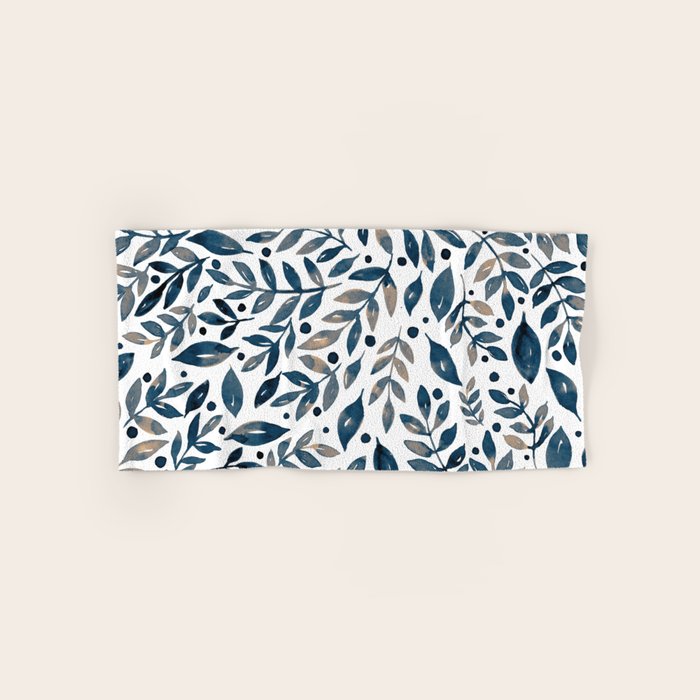 Seasonal branches and berries - neutral Bath Towel Gallery Image 1