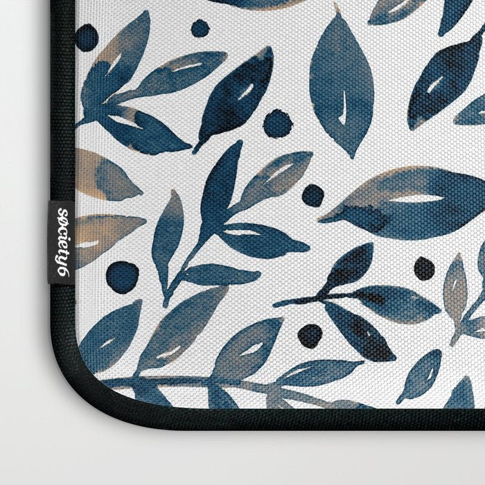 Seasonal branches and berries - neutral Laptop Sleeve Gallery Image 3