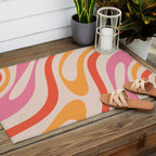 Wavy Loops Abstract Pattern in Retro Pink and Orange Outdoor Rug Gallery Image 2