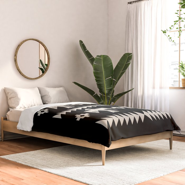 Southwestern Eagle and Arrow Pattern 121 Black and Linen White Comforter Gallery Image 2