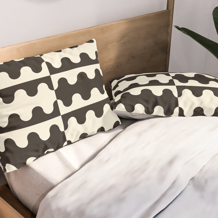 Abstract Mid-Century Black & White Wavy Pattern Pillow Sham Gallery Image 2