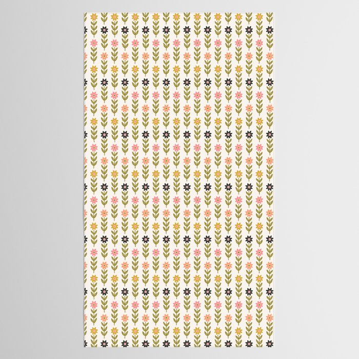 Hand-drawn Wildflowers -  Pink & Gold Tablecloth Gallery Image 2