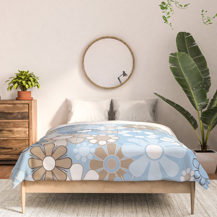 Floral Retro Garden Flower Pattern in Ice Blue Comforter Gallery Image 3