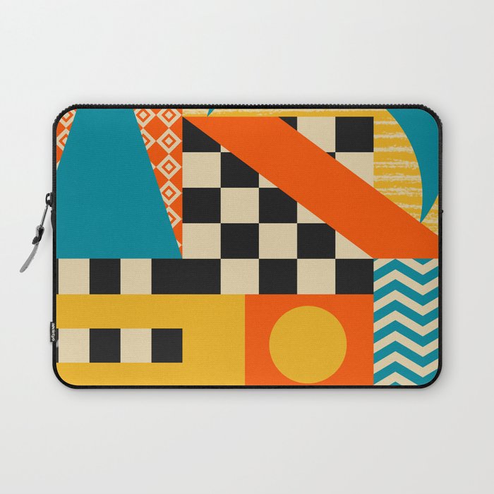 Summer Cruise  Laptop Sleeve Gallery Image 1